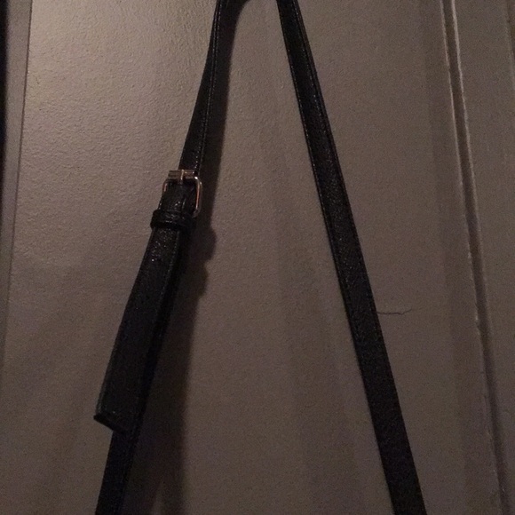 Authentic leather Guess purse - Picture 2 of 8